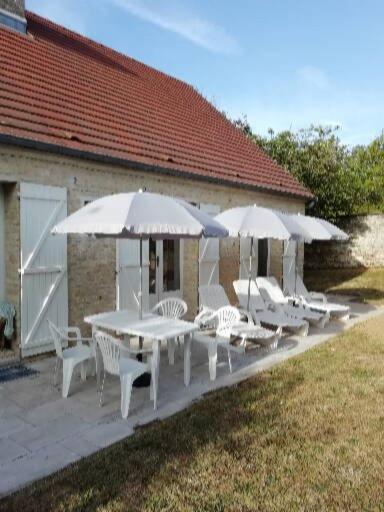 Le Relais Du Mulberry Villa Lantheuil Exterior photo